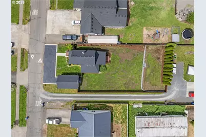 406 E Jones St, Yacolt, WA 98675 - Photo 44
