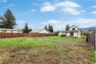 406 E Jones St, Yacolt, WA 98675 - Photo 30
