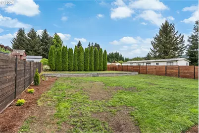 406 E Jones St, Yacolt, WA 98675 - Photo 32