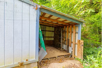 1050 N Cedar Point Rd #B06, Coquille, OR 97423 - Photo 32