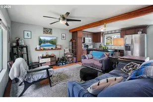1549 NW Grove St NW, Newport, OR 97365 - Photo 16