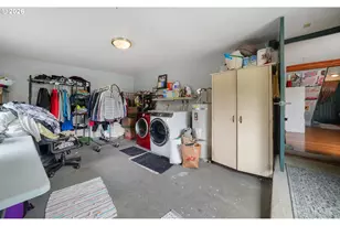 1549 NW Grove St NW, Newport, OR 97365 - Photo 26