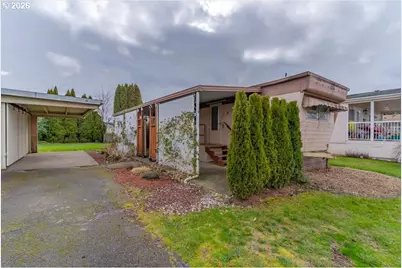 5422 Portland Rd NE #10, Salem, OR 97305 - Photo 2