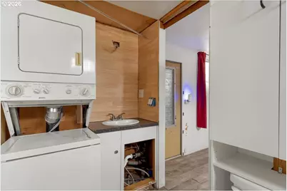 5422 Portland Rd NE #10, Salem, OR 97305 - Photo 18