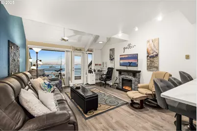 1000 SE Bay Blvd #140, Newport, OR 97365 - Photo 4