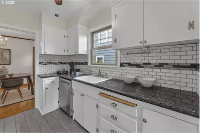 3042 NE 30th Ave, Portland, OR 97212 - Photo 18
