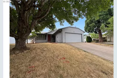 5201 9th Ct SE, Salem, OR 97306 - Photo 2