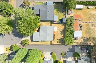 5201 9th Ct SE, Salem, OR 97306 - Photo 32