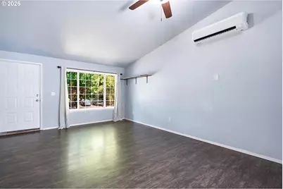 5201 9th Ct SE, Salem, OR 97306 - Photo 4