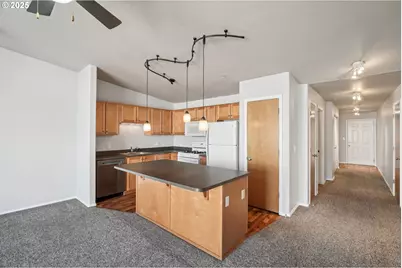 15320 NW Central Dr #317, Portland, OR 97229 - Photo 8