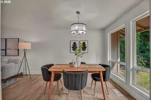 466 SW 13th Ave, Canby, OR 97013 - Photo 8