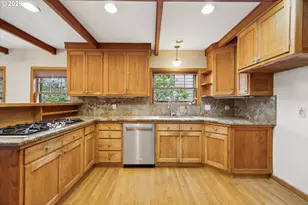 6821 SE Reed College Pl, Portland, OR 97202 - Photo 12