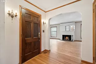 6821 SE Reed College Pl, Portland, OR 97202 - Photo 4