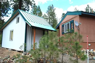 553 N Badger St, Sumpter, OR 97877 - Photo 30
