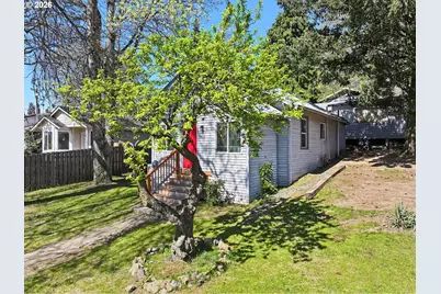 320 E Steuben St, Bingen, WA 98605 - Photo 2