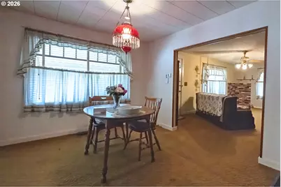 4905 SE 122nd Ave, Portland, OR 97236 - Photo 12