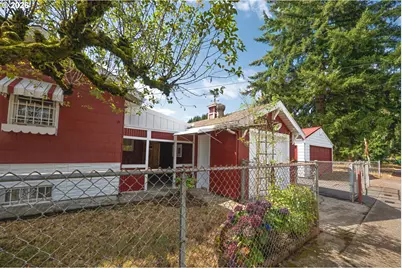 4905 SE 122nd Ave, Portland, OR 97236 - Photo 4