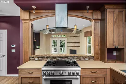 3531 S Kelly Ave, Portland, OR 97239 - Photo 16