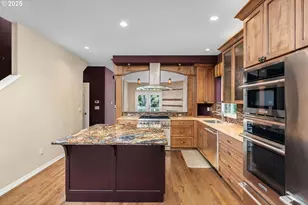 3531 S Kelly Ave, Portland, OR 97239 - Photo 14