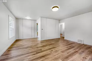 3136 NE 83rd Ave, Portland, OR 97220 - Photo 8