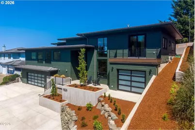 1025 NE 7th Dr, Newport, OR 97365 - Photo 1
