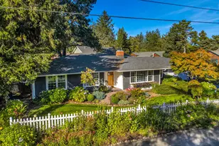 810 G St, Gearhart, OR 97138 - Photo 2