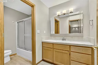 535 NE 24th St, Gresham, OR 97030 - Photo 34