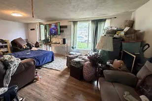 1021 Hill St, Myrtle Creek, OR 97457 - Photo 2