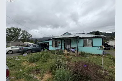 1021 Hill St, Myrtle Creek, OR 97457 - Photo 1