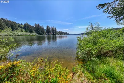Clear Lake #20, Florence, OR 97439 - Photo 12