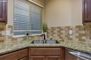 13615 SE Almond Dr, Clackamas, OR 97015 - Photo 14