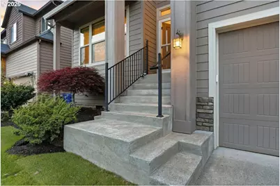 13615 SE Almond Dr, Clackamas, OR 97015 - Photo 2