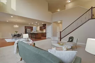 13615 SE Almond Dr, Clackamas, OR 97015 - Photo 10