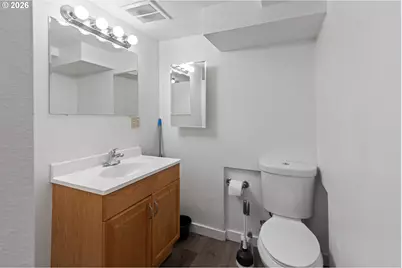 715 NW 6th St, Pendleton, OR 97801 - Photo 26