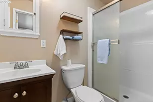 715 NW 6th St, Pendleton, OR 97801 - Photo 18