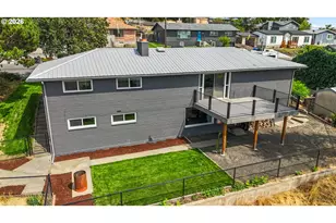 715 NW 6th St, Pendleton, OR 97801 - Photo 4