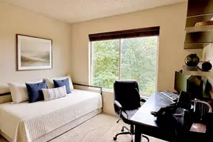 1300 NE 68th Ave, Portland, OR 97213 - Photo 18