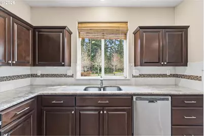 5595 NE Azores Ct, Hillsboro, OR 97124 - Photo 10