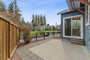 5595 NE Azores Ct, Hillsboro, OR 97124 - Photo 38