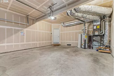 5595 NE Azores Ct, Hillsboro, OR 97124 - Photo 36