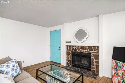 2026 Lake Isle Dr, Eugene, OR 97401 - Photo 12