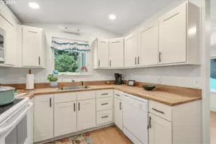 28103 R St, Ocean Park, WA 98640 - Photo 12