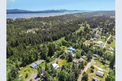 28103 R St, Ocean Park, WA 98640 - Photo 36