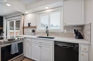 106 Monterey Dr, Kelso, WA 98626 - Photo 8