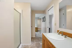 1720 7th St, Columbia City, OR 97018 - Photo 32