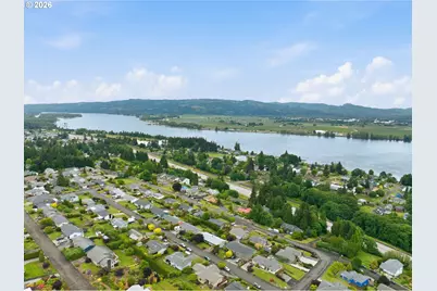 1720 7th St, Columbia City, OR 97018 - Photo 42