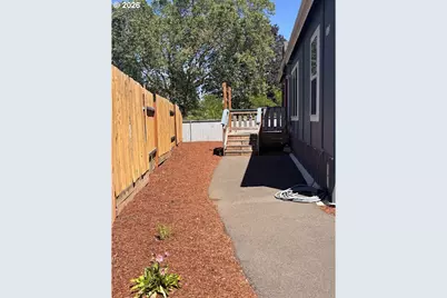 104 River Loop 1, Eugene, OR 97404 - Photo 4
