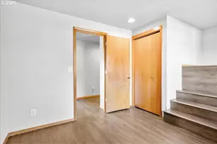 248 N Hazelbrook Dr, Keizer, OR 97303 - Photo 26