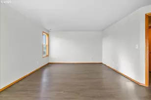 248 N Hazelbrook Dr, Keizer, OR 97303 - Photo 18