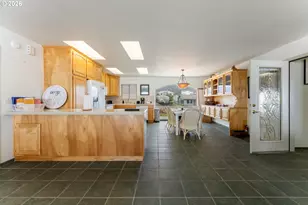 30555 Sandy Dr, Gold Beach, OR 97444 - Photo 18